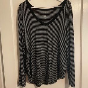 Brand: So. V-Neck Long Sleeve